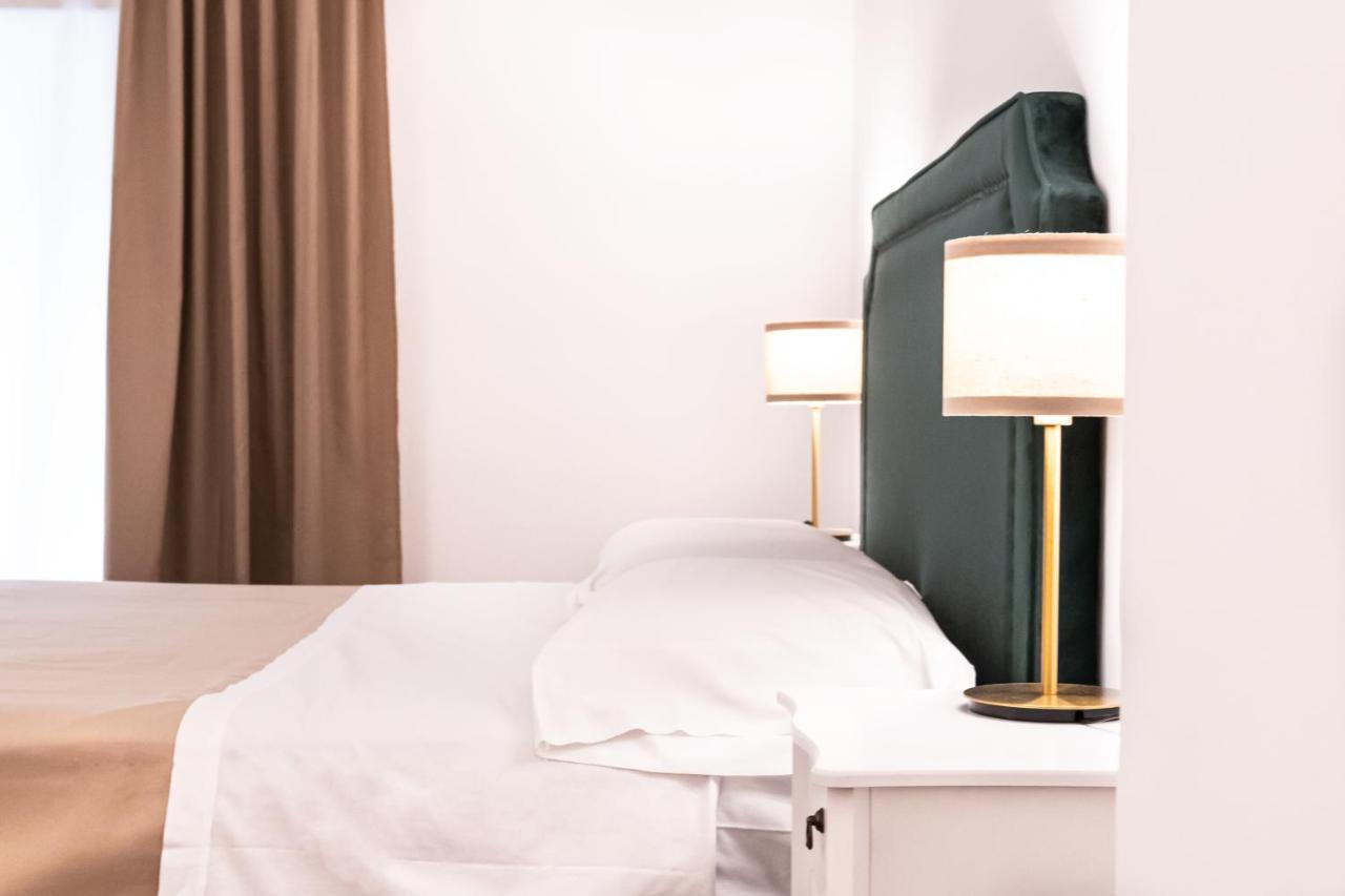 Charme & Chic San Giacomo روما المظهر الخارجي الصورة